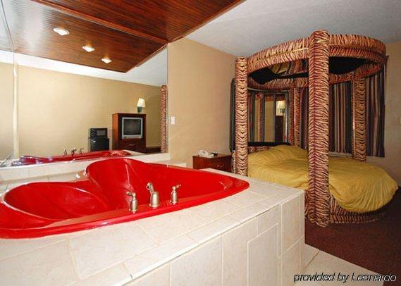 Quality Inn Kenly I-95 Room photo